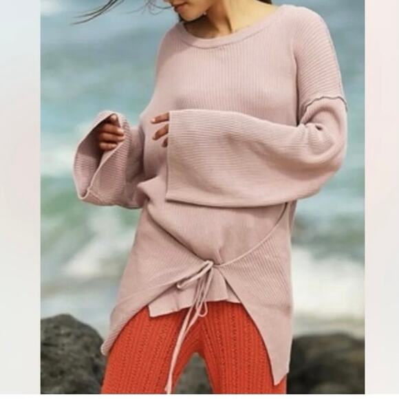 Women's Pink Crew Neck Sweater - Picture 1 of 9